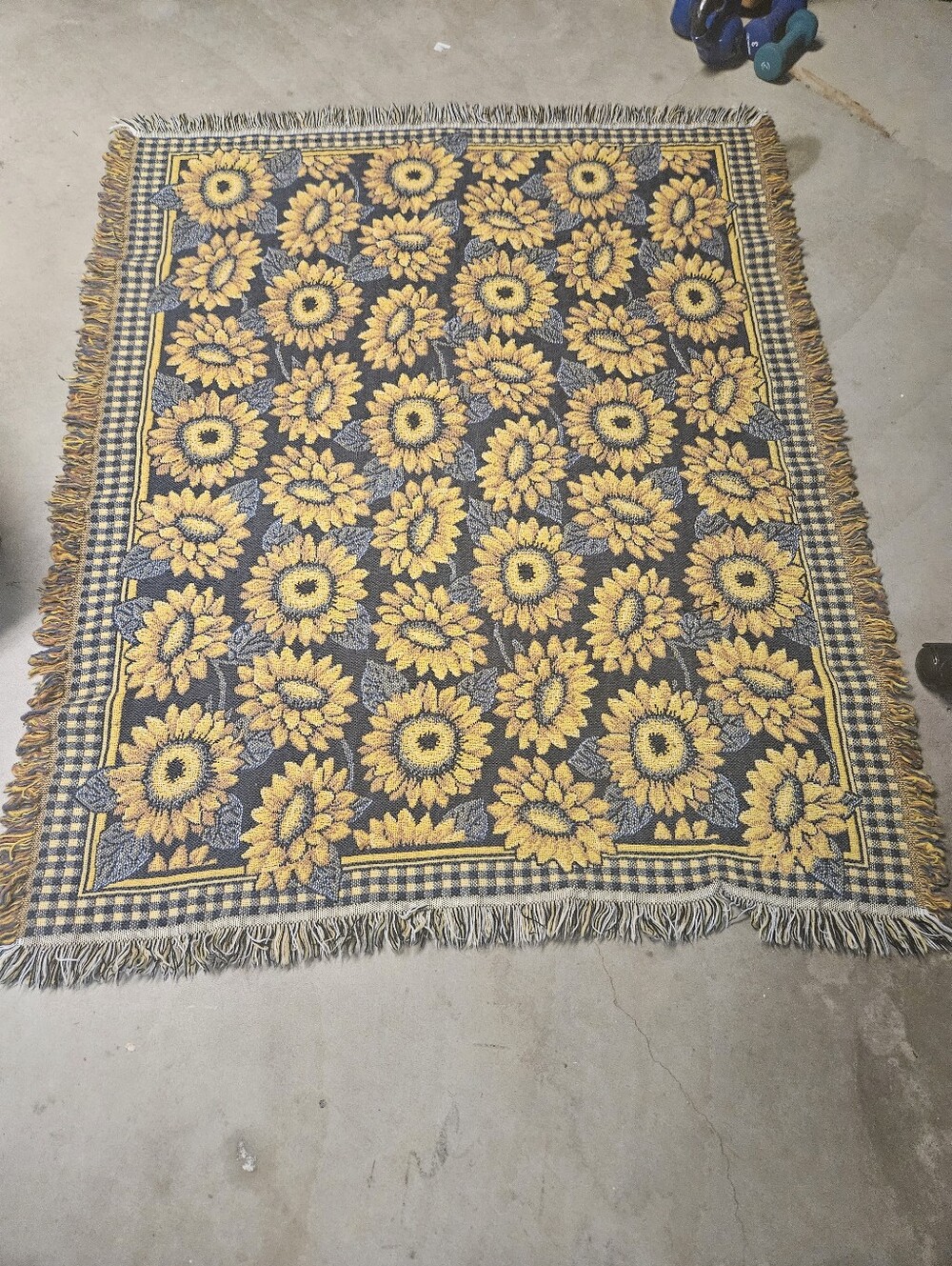Sunflower Woven Throw Blanket - Yellow & Navy